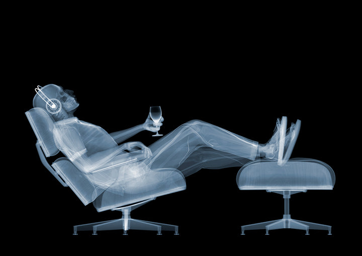 Eames Chillin&